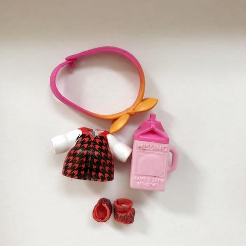 Ropa y accesorios para muñecas